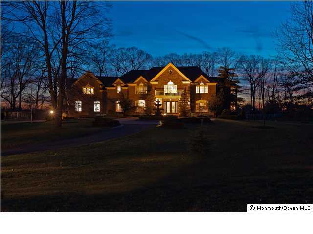4 Walnut Grove Colts Neck, NJ 07722 - Photo 1 of 3 Primary Photo
