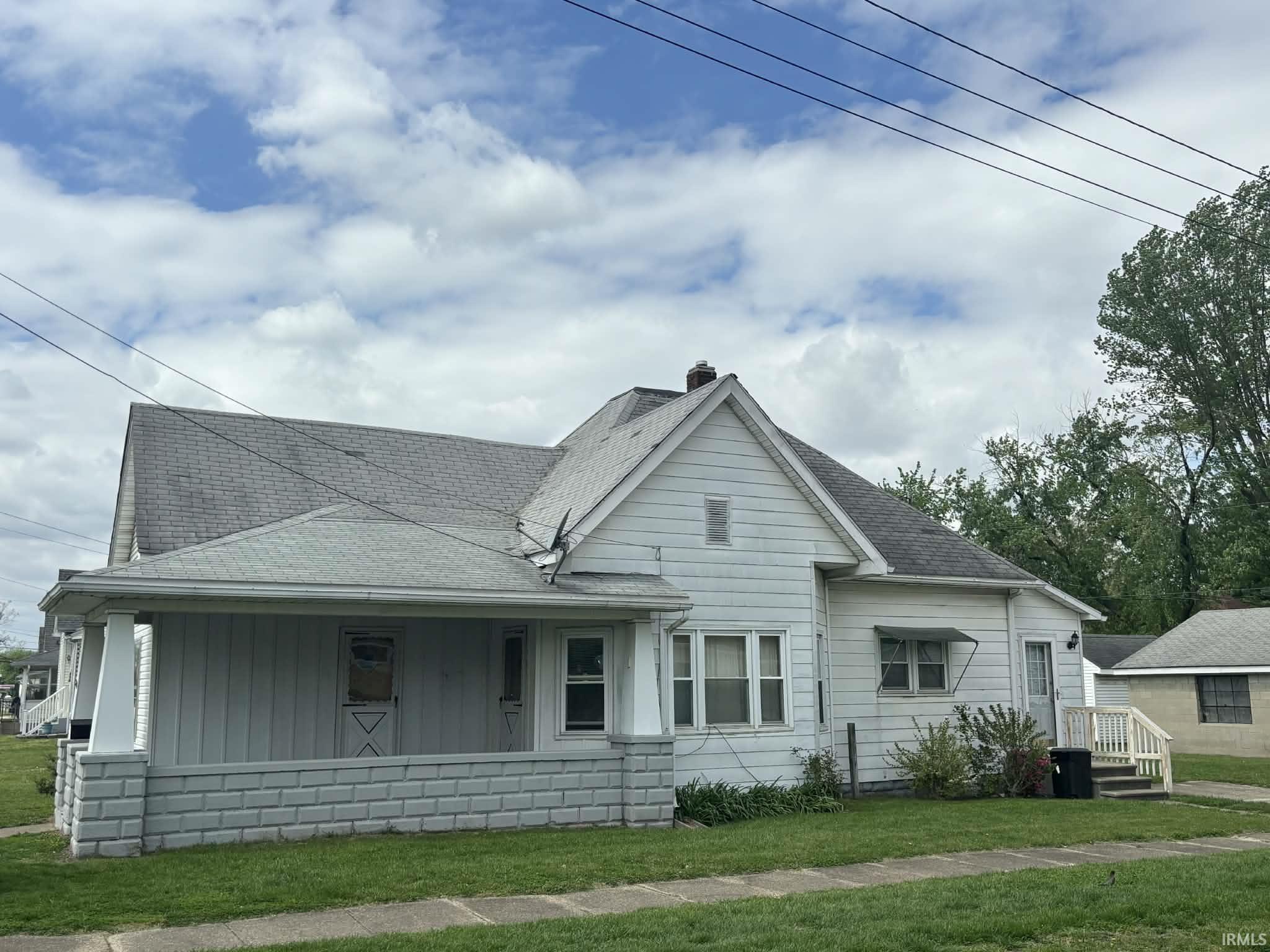 200 West Walnut Street Washington, IN 47501 - Photo 1 of 17