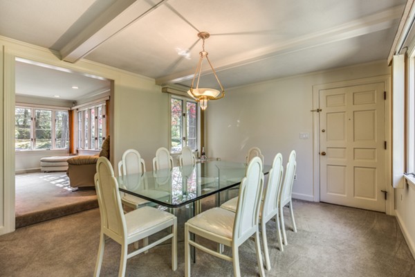 39 Vale View Road Wakefield, MA 01880 - Photo 9 of 30 Gallery Image 9