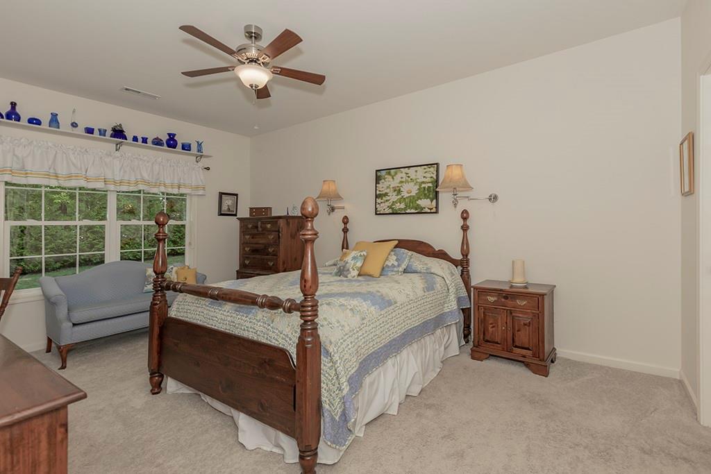 248 Stonegate Blvd Condo Hermitage, PA 16148 - Photo 9 of 25