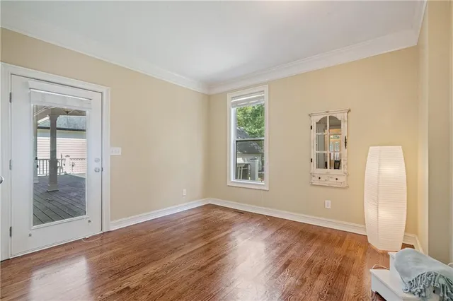 a view of livingroom with hardwood