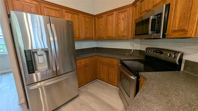 $2,000 | 2606 Fiddlestick Circle, Unit 2606, Lutz, FL 33559