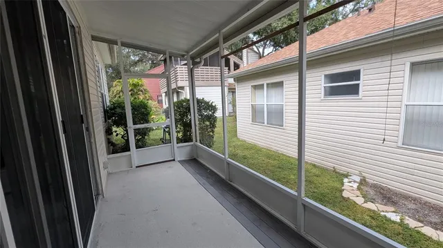 $2,000 | 2606 Fiddlestick Circle, Unit 2606, Lutz, FL 33559