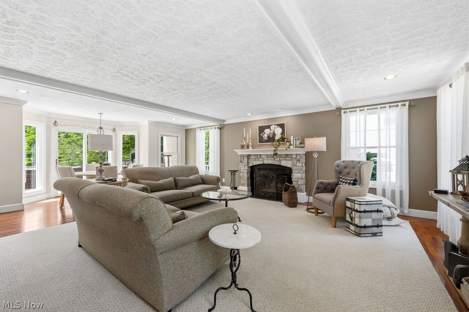 7399 Pettibone Road Chagrin Falls, OH 44023 - Photo 15 of 49 Great Room!
