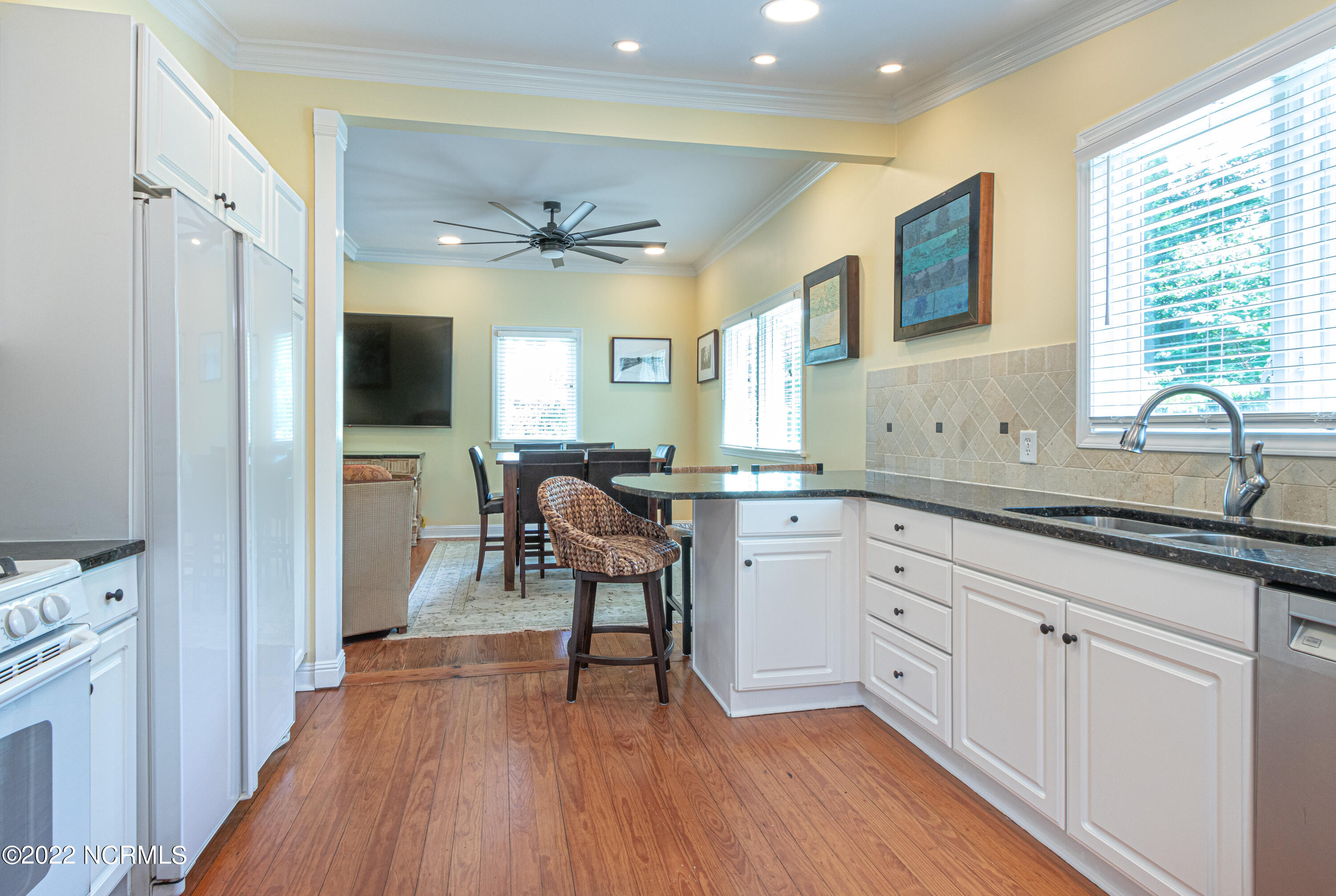 255 Magnolia Road Pinehurst, NC 28374 - Photo 9 of 23 IMG_7085