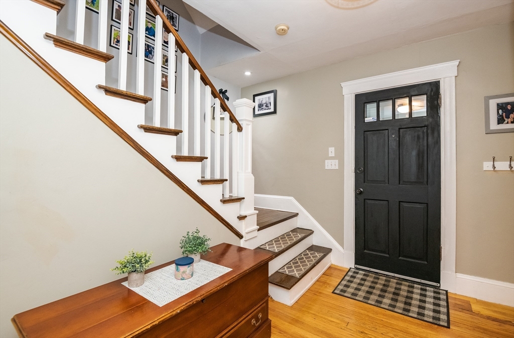 59 Katherine Road Stoneham, MA 02180 - Photo 8 of 40 Gallery Image 8