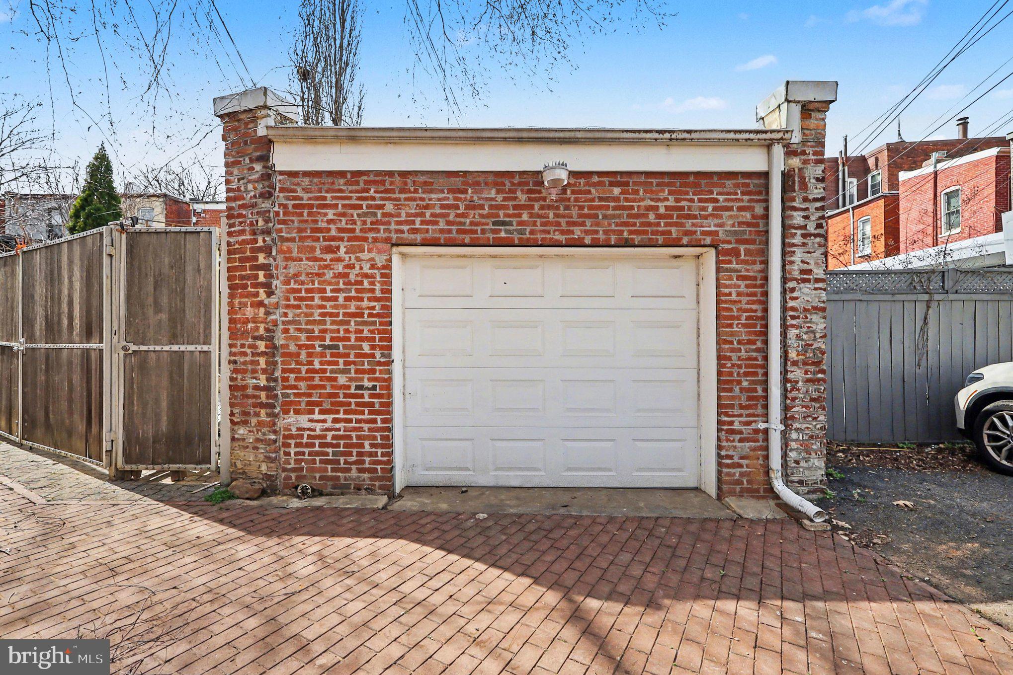 527 14th Street Northeast Washington, DC 20002 - Photo 36 of 39