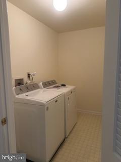 15 Fountayne Court Princeton, NJ 08540 - Photo 24 of 38 a utility room with dryer and washer