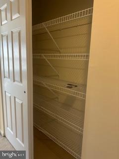 15 Fountayne Court Princeton, NJ 08540 - Photo 25 of 38 a close up of a shower