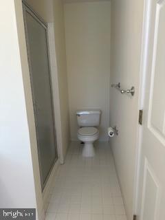 15 Fountayne Court Princeton, NJ 08540 - Photo 26 of 38 a bathroom with a toilet and a shower