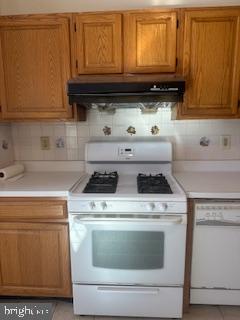 15 Fountayne Court Princeton, NJ 08540 - Photo 4 of 38 a stove top oven sitting inside of a kitchen