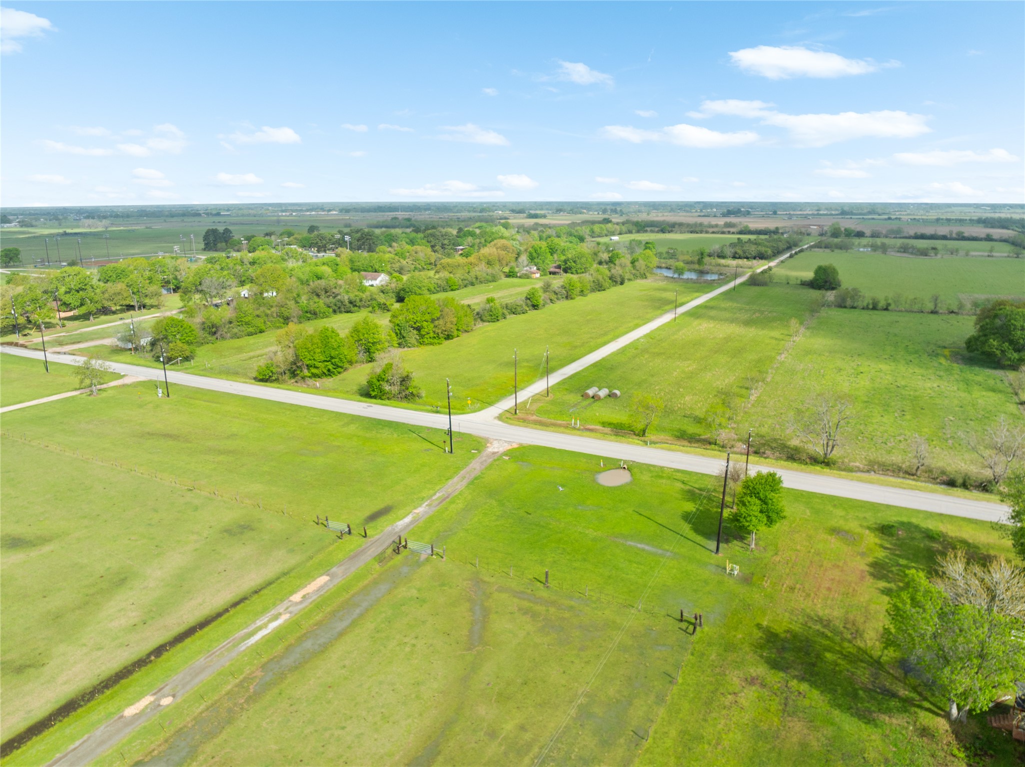 34611 Owens Road Hempstead, TX 77445 - Photo 13 of 25 a view of an outdoor space and lakeside