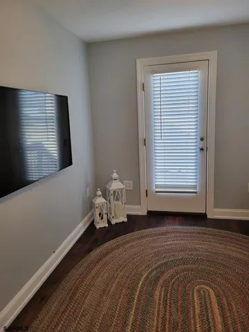 $18,000 | 303 North Washington Avenue, Unit AUGUST 15TH OCTOBER 31, Ventnor City, NJ 08406