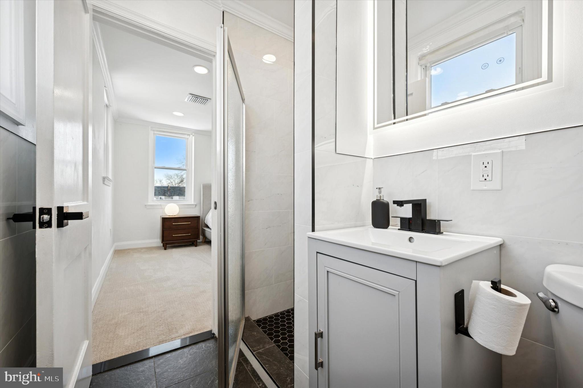 935 Slocum Street Philadelphia, PA 19150 - Photo 16 of 24