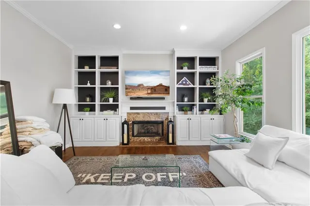 $949,900 | 1275 Water View Lane, Suwanee, GA 30024