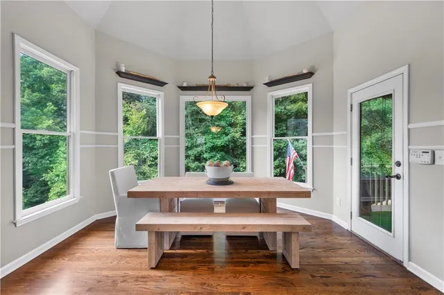 $949,900 | 1275 Water View Lane, Suwanee, GA 30024