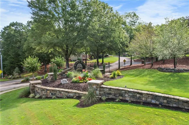 $949,900 | 1275 Water View Lane, Suwanee, GA 30024