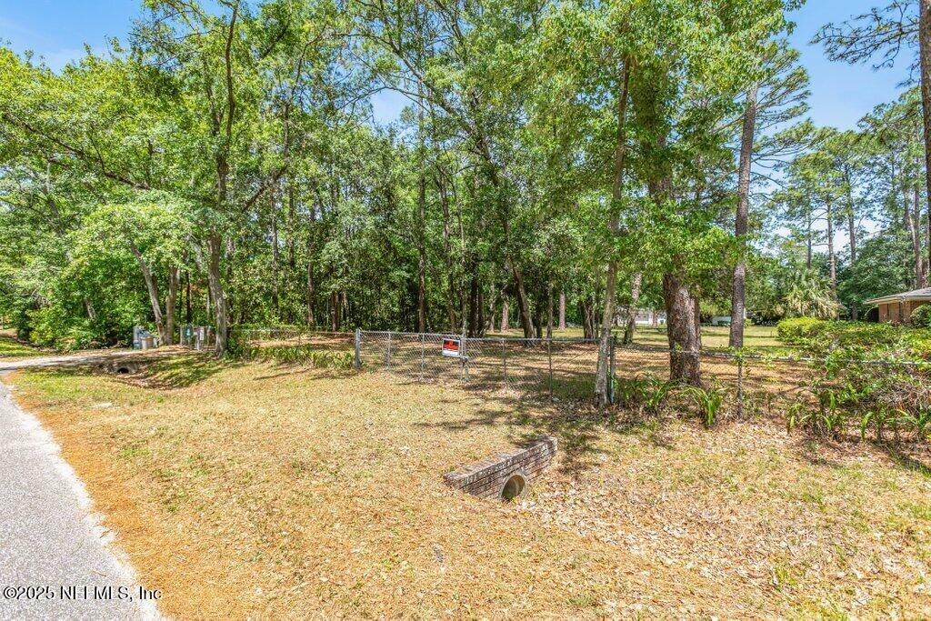 5173 Eulace Road Jacksonville, FL 32210 - Photo 9 of 25 Property Photo