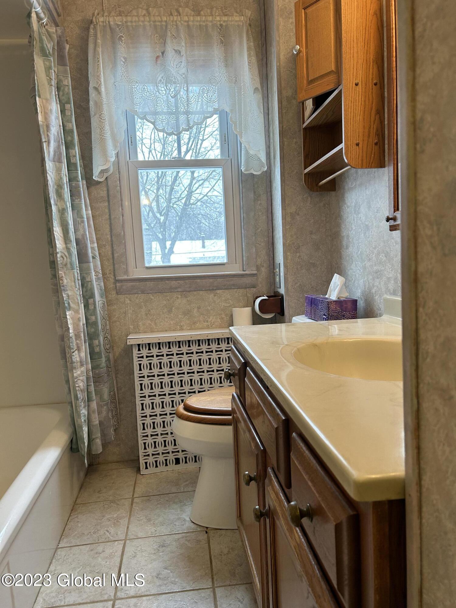1835 Devendorf Road Rotterdam, NY 12303 - Photo 11 of 33 IMG_3756