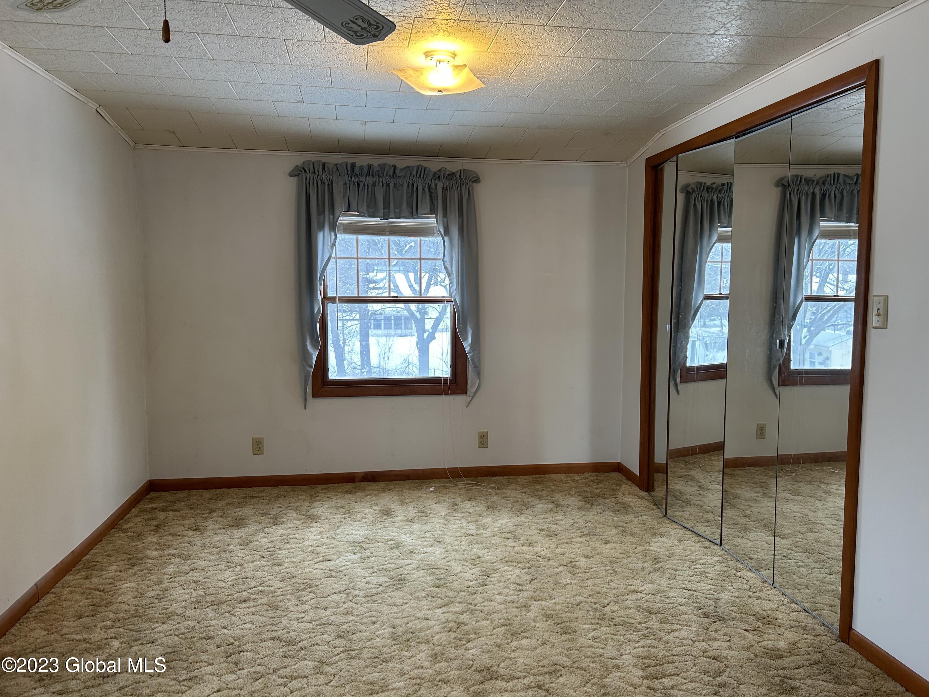 1835 Devendorf Road Rotterdam, NY 12303 - Photo 14 of 33 IMG_3778