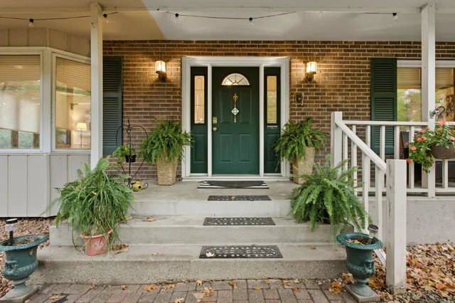 $349,900 | 2556 14 1/2 Avenue Southeast, St. Cloud, MN 56304