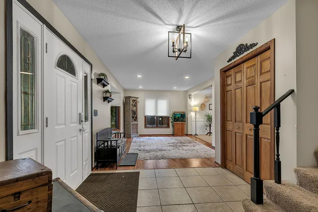 $349,900 | 2556 14 1/2 Avenue Southeast, St. Cloud, MN 56304