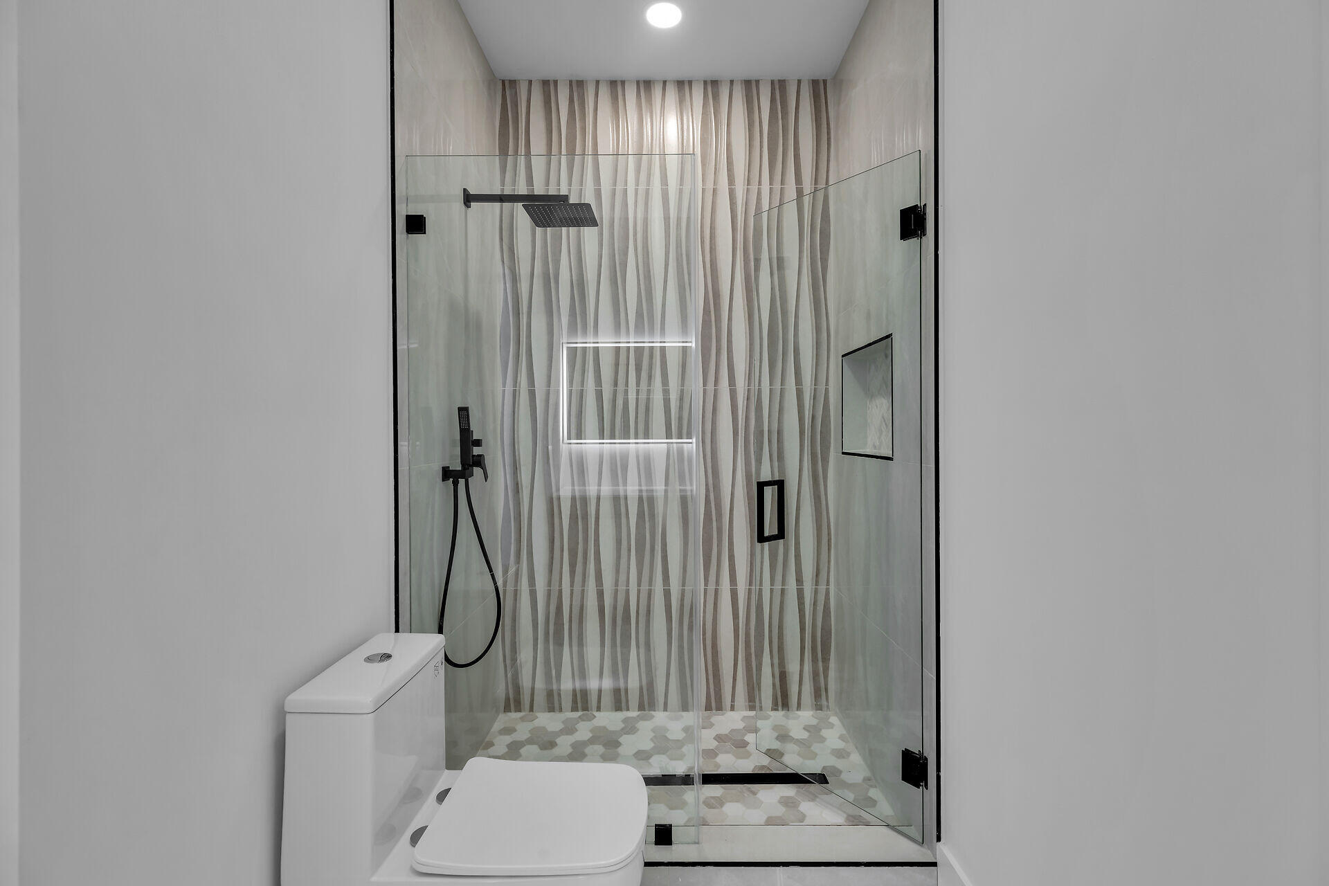 46 Transylvania Avenue Key Largo, FL 33037 - Photo 17 of 52 virtual-tour-353372-mls-high-res-image-1