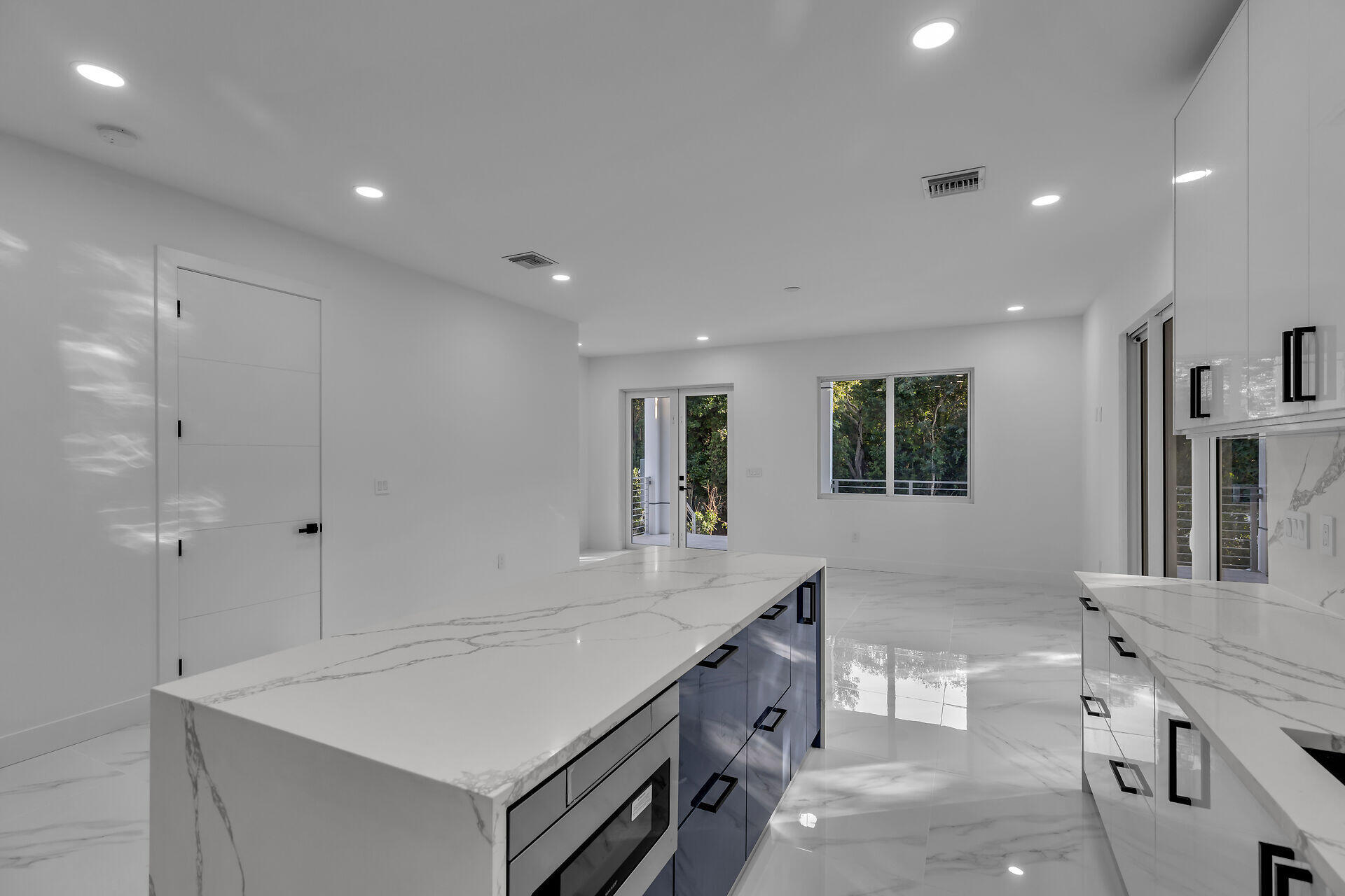 46 Transylvania Avenue Key Largo, FL 33037 - Photo 8 of 52 virtual-tour-353372-mls-high-res-image-7