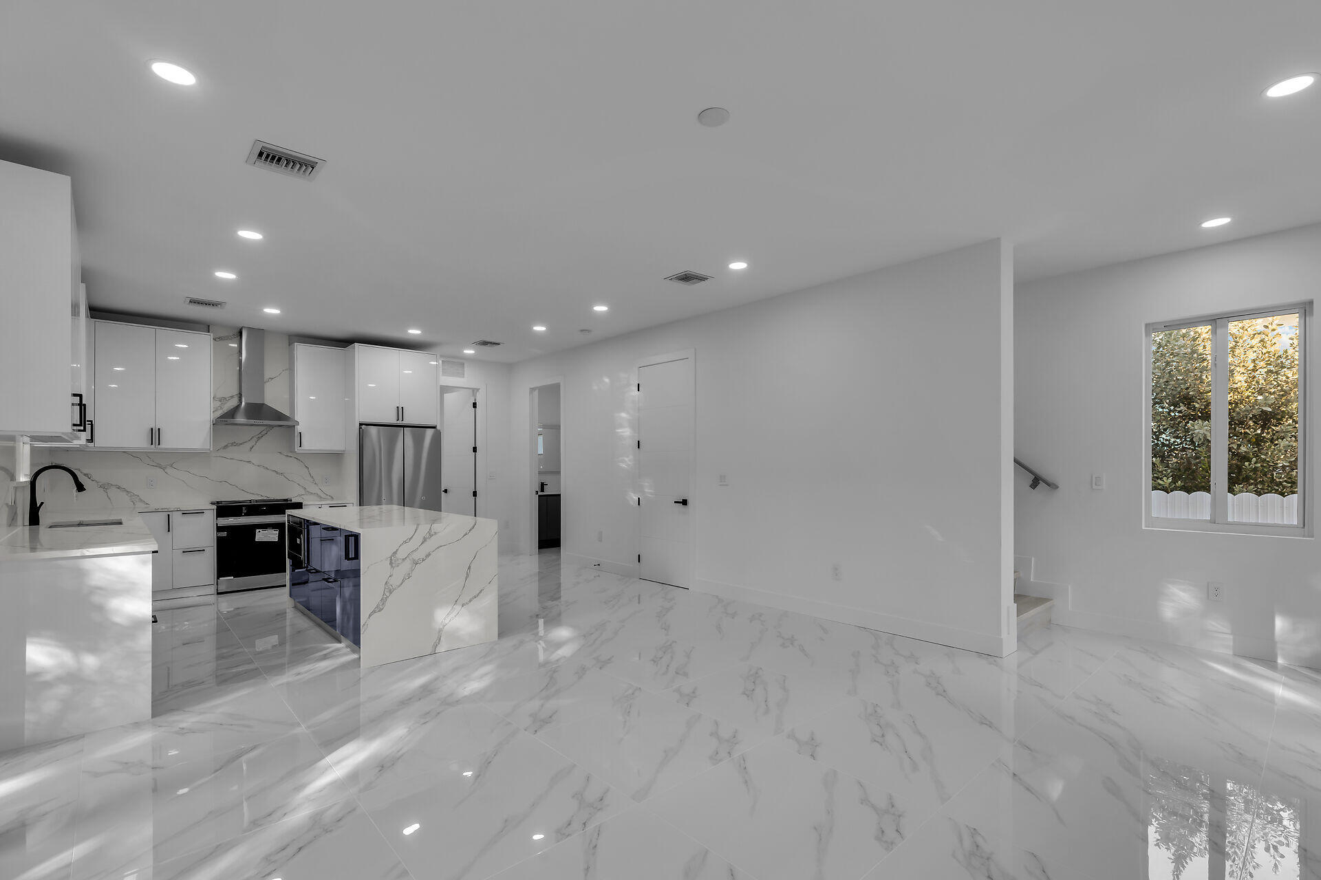46 Transylvania Avenue Key Largo, FL 33037 - Photo 10 of 52 virtual-tour-353372-mls-high-res-image-9