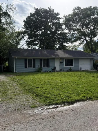 $115,000 | 41 Westwood Drive, Cahokia, IL 62206
