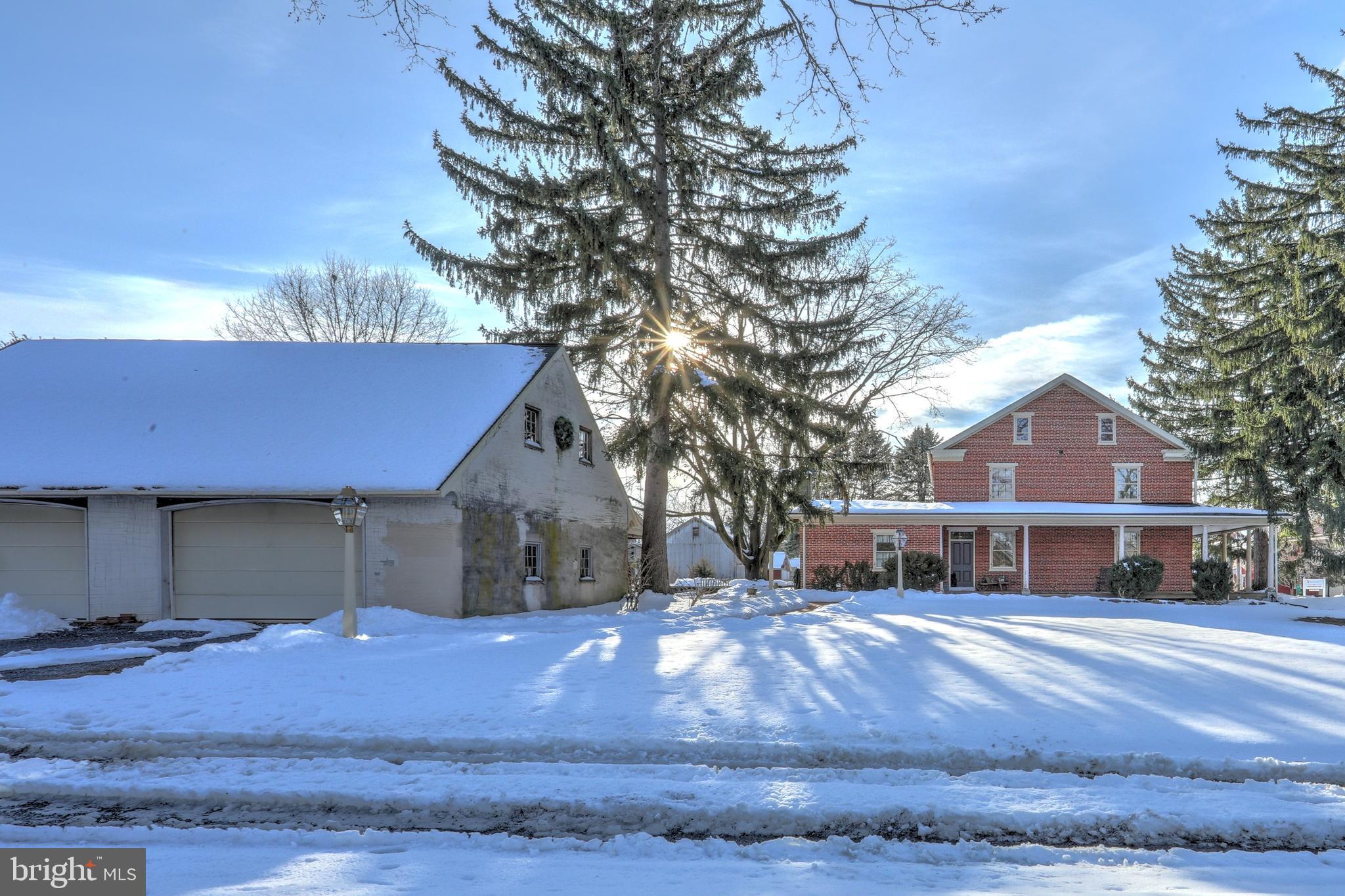 920 Village Road Lancaster, PA 17602 - Photo 3 of 38 Gallery Image 3