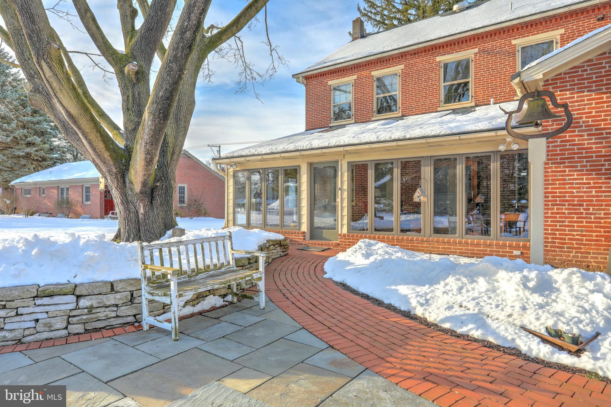 920 Village Road Lancaster, PA 17602 - Photo 5 of 38 Gallery Image 5