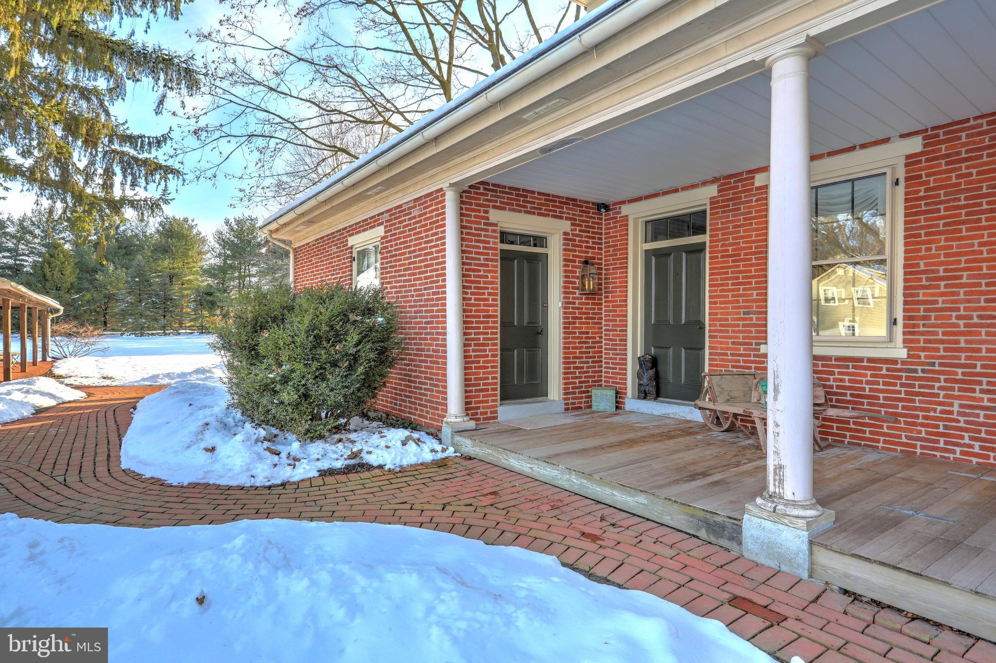 920 Village Road Lancaster, PA 17602 - Photo 8 of 38 Gallery Image 8
