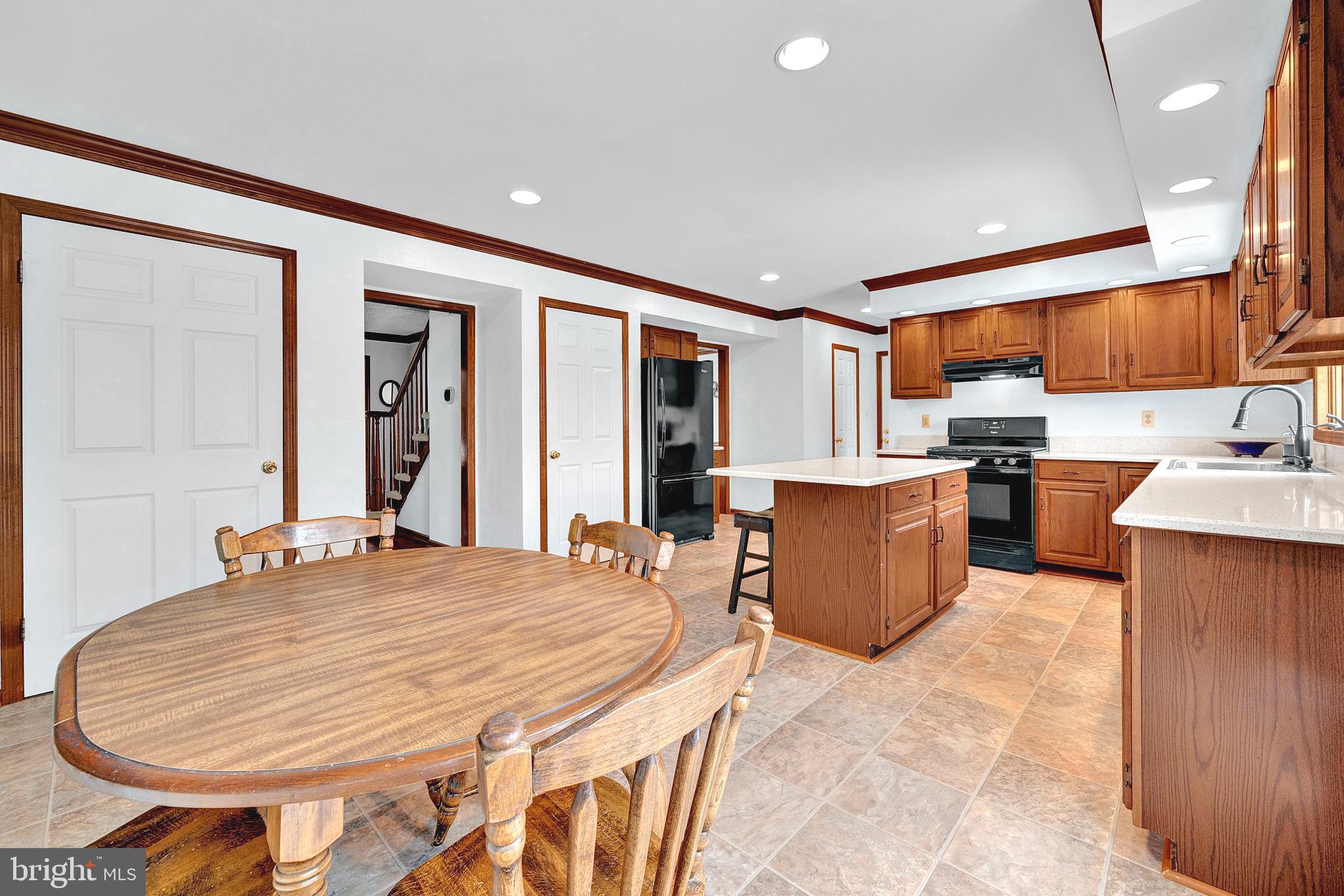 115 Robin Drive Hamilton, NJ 08619 - Photo 20 of 56