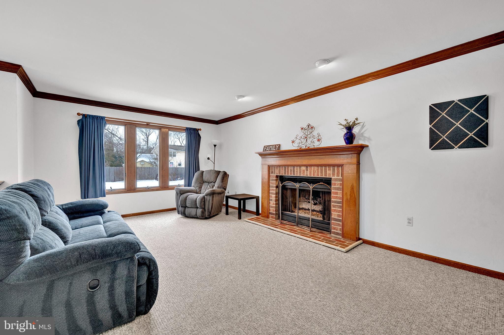 115 Robin Drive Hamilton, NJ 08619 - Photo 24 of 56 Family room