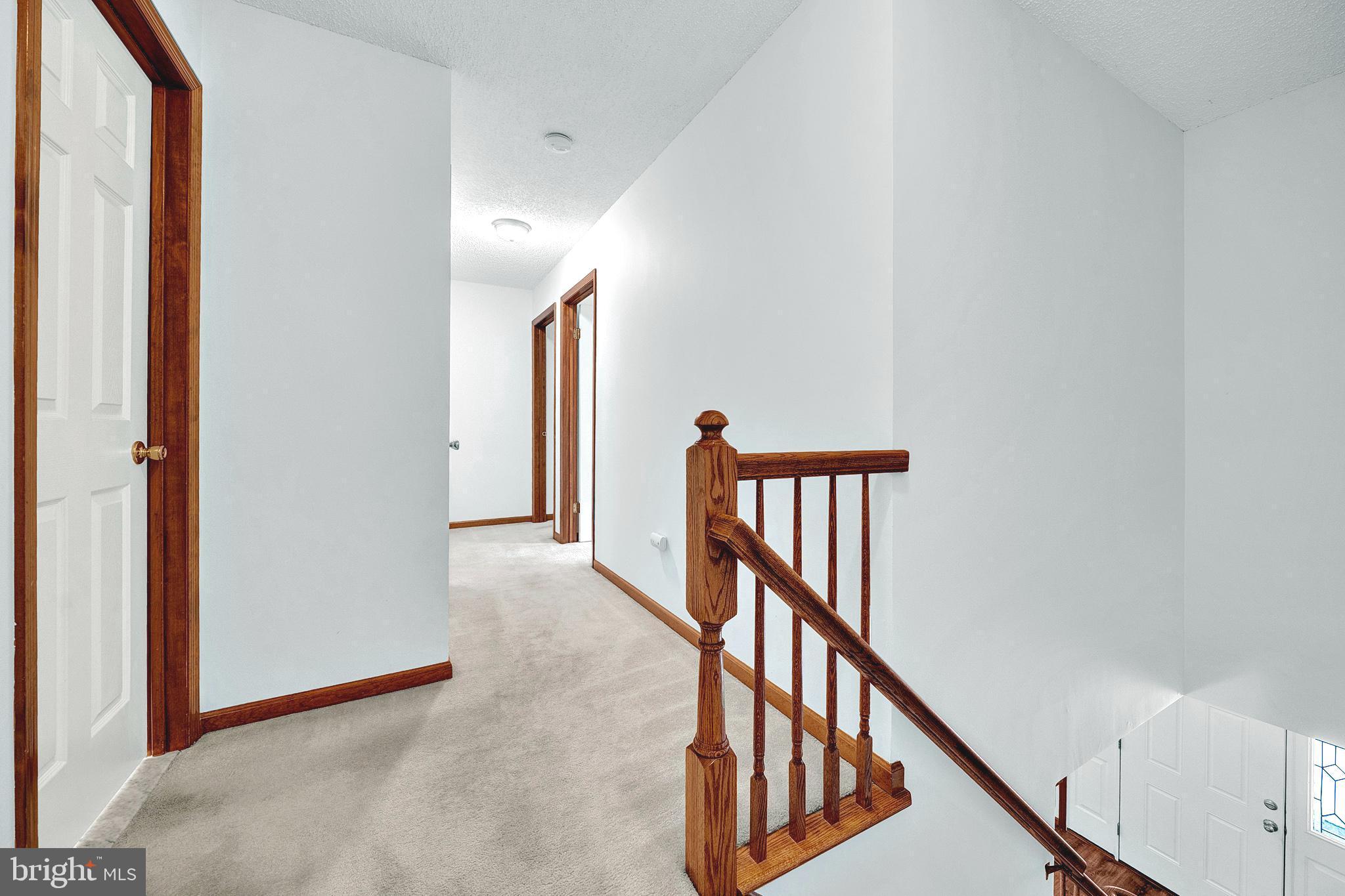 115 Robin Drive Hamilton, NJ 08619 - Photo 27 of 56 Second floor hallway