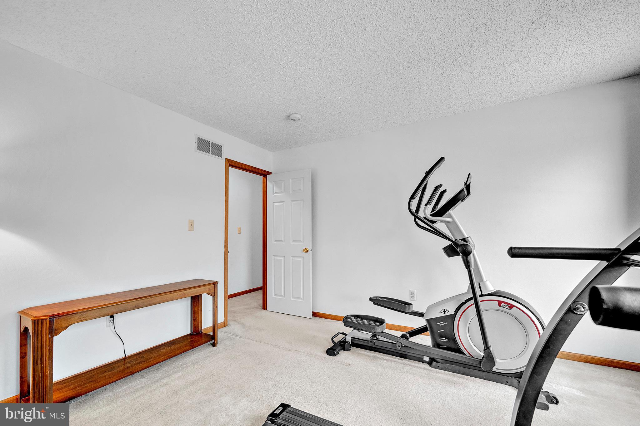 115 Robin Drive Hamilton, NJ 08619 - Photo 36 of 56 Bedroom 4