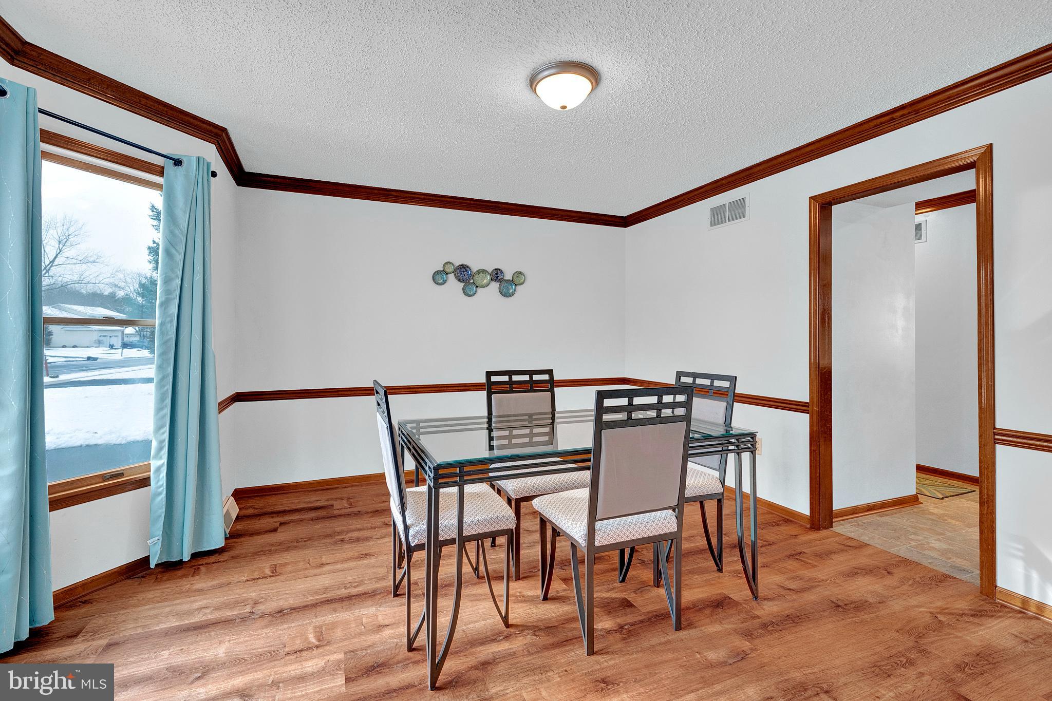 115 Robin Drive Hamilton, NJ 08619 - Photo 10 of 56 Other view of dining room