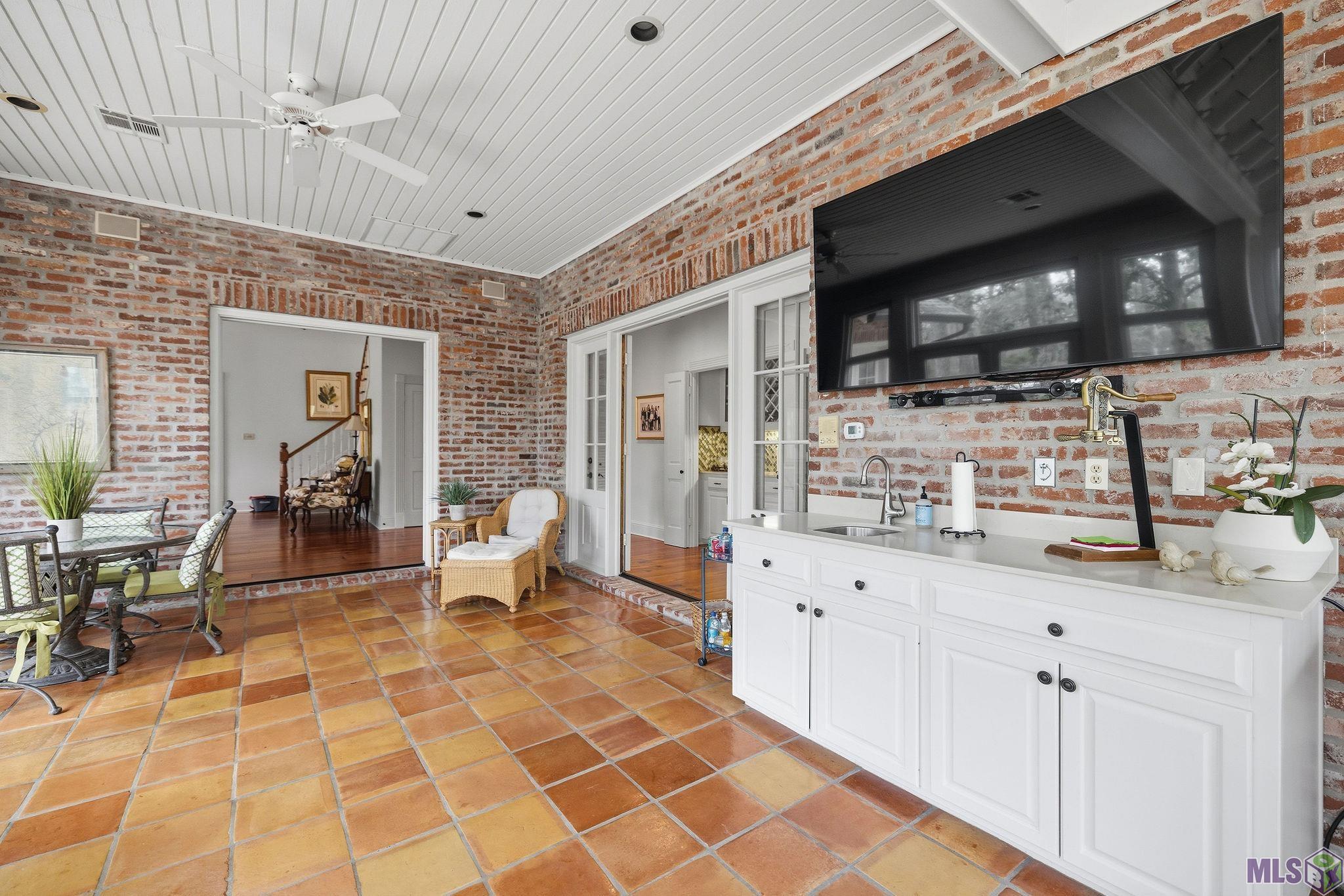 19173 Hickory Bay Court Baton Rouge, LA 70817 - Photo 15 of 47