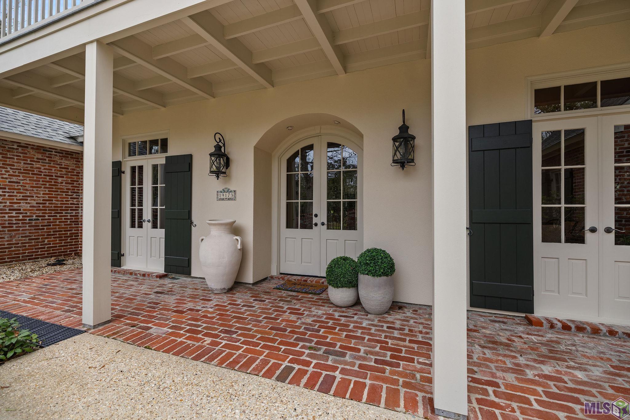 19173 Hickory Bay Court Baton Rouge, LA 70817 - Photo 5 of 47