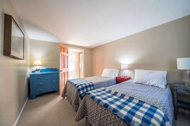 $3,950 | 78 Little Neck Road, Ipswich, MA 01938