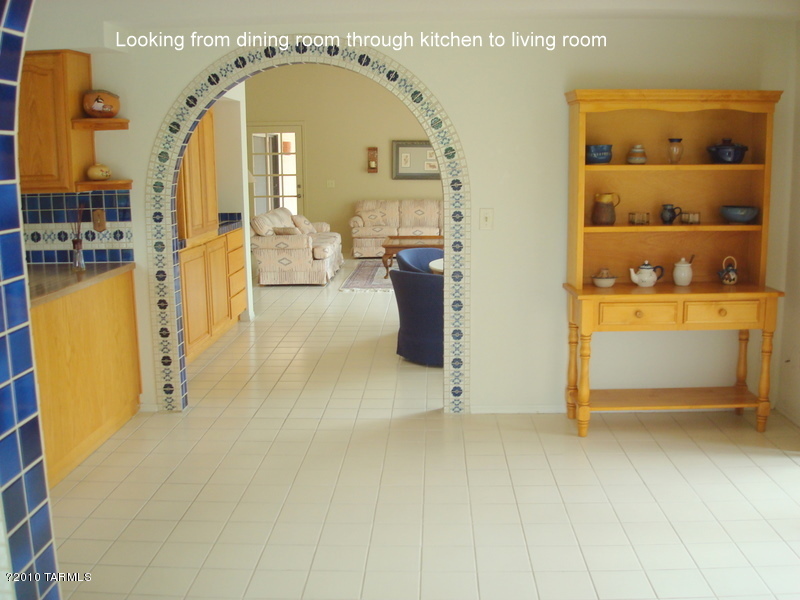 9985 North Desert Sky Road Oro Valley, AZ 85737 - Photo 18 of 43