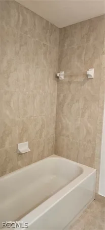 $1,200 | 8555 Bernwood Cove Loop, Unit 109, Fort Myers, FL 33966