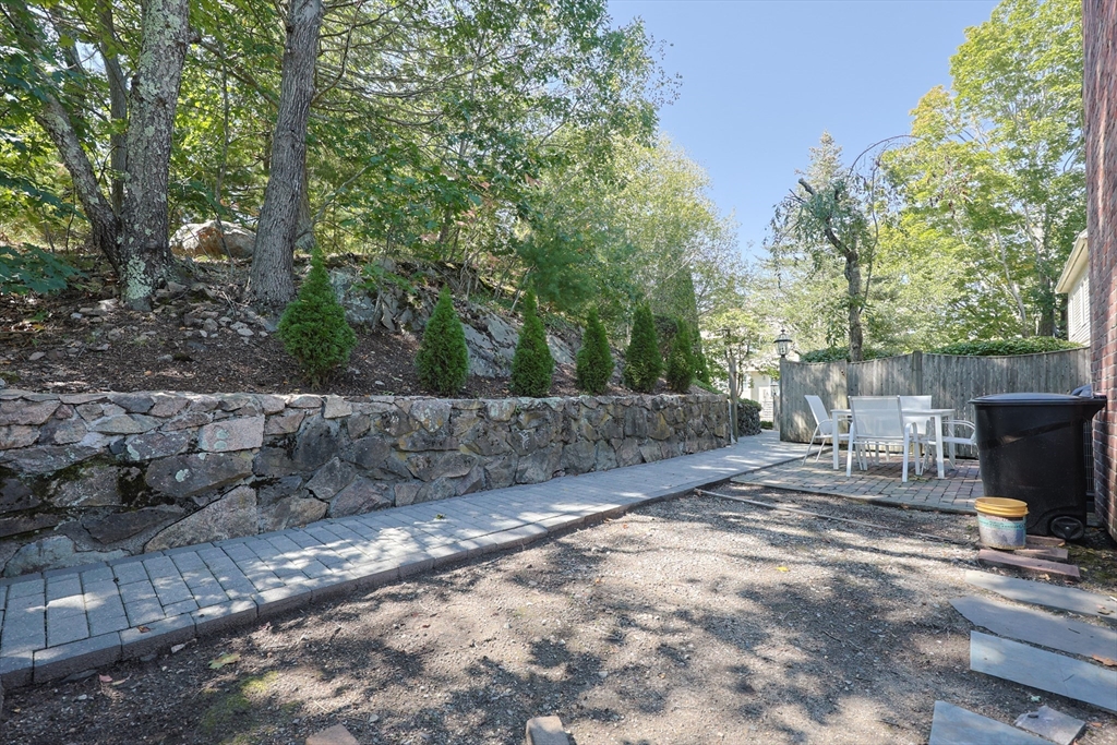 26 B Pleasant Street, Unit B Wellesley, MA 02482 - Photo 20 of 21