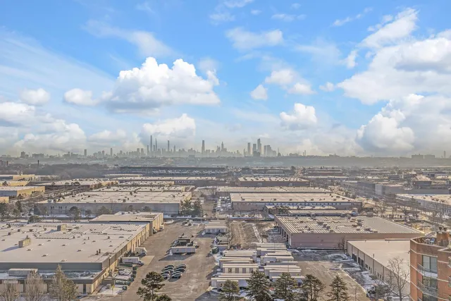 $3,200 | 1733 Harmon Cove Tower, Secaucus, NJ 07094