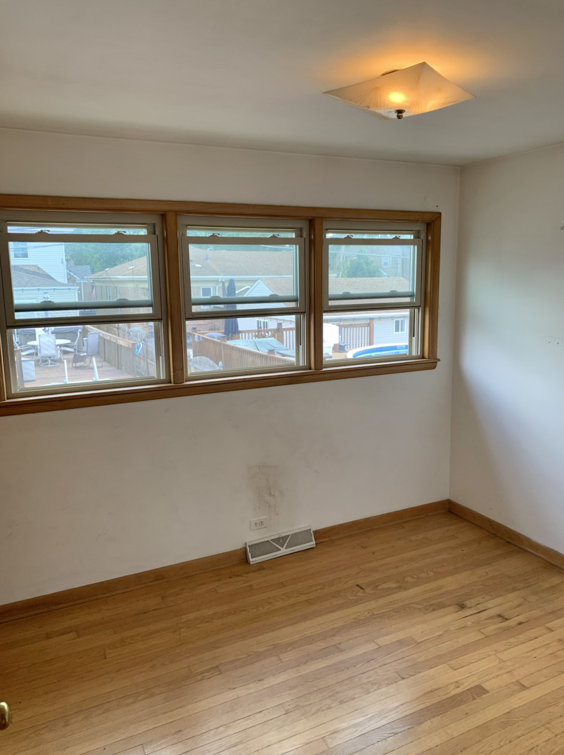 10643 South Ridgeway Avenue Chicago, IL 60655 - Photo 16 of 40 Gallery Image 16