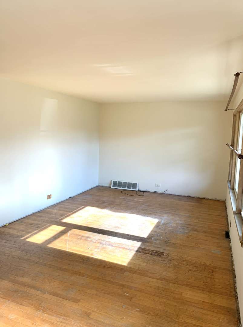 10643 South Ridgeway Avenue Chicago, IL 60655 - Photo 10 of 40 Gallery Image 10