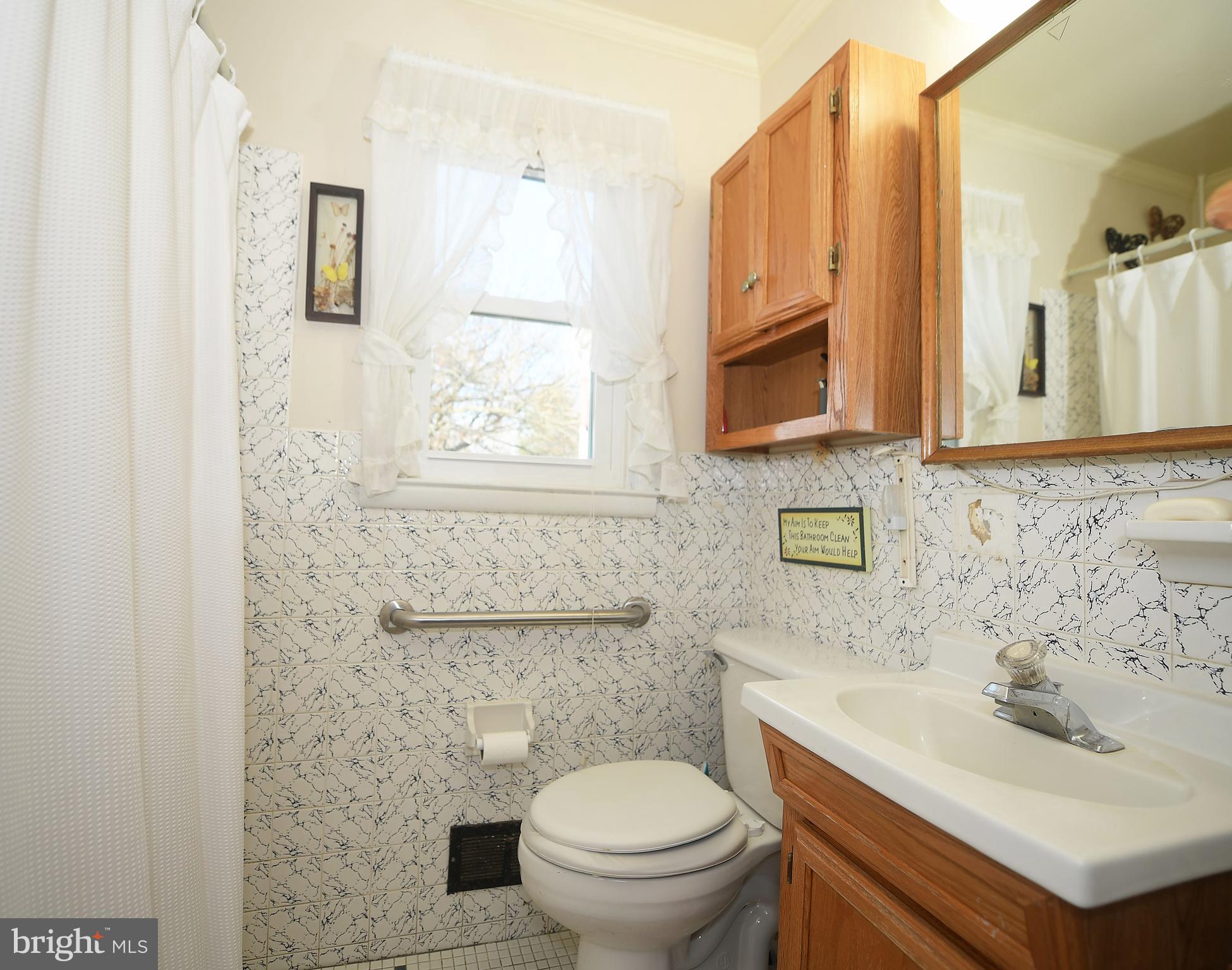 2206 Pleasantville Road Fallston, MD 21047 - Photo 13 of 26 Main floor bath