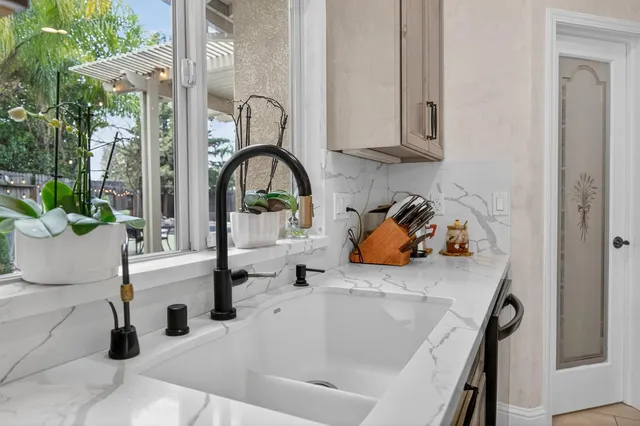 $800,000 | 4967 Heatherdale Lane, Carmichael, CA 95608