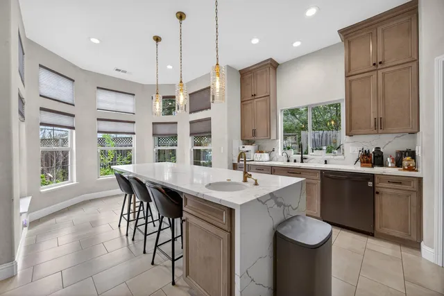 $800,000 | 4967 Heatherdale Lane, Carmichael, CA 95608